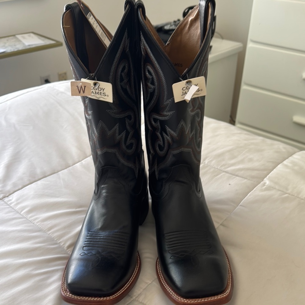 Cody James Black Western Boots